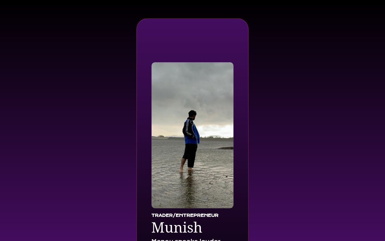 Carrd profile picture for @munni